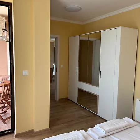 Bella Deluxe Apartment
